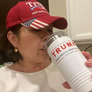 Meet your Posher, Tracy